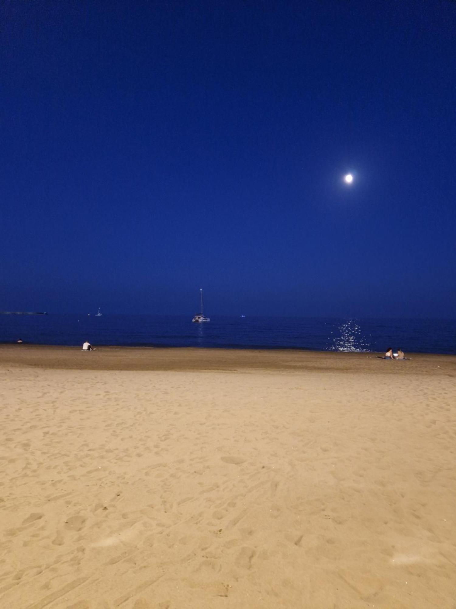 Apartamento Abadia Malaga Luaran gambar